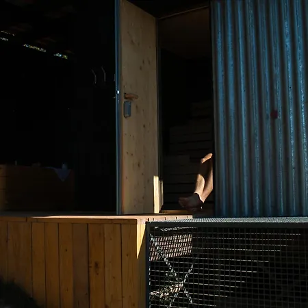 Veritas Beyond Glamping Hostka (Usti nad Labem)