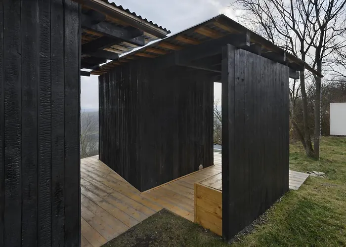 Veritas Beyond Glamping * Hošťka